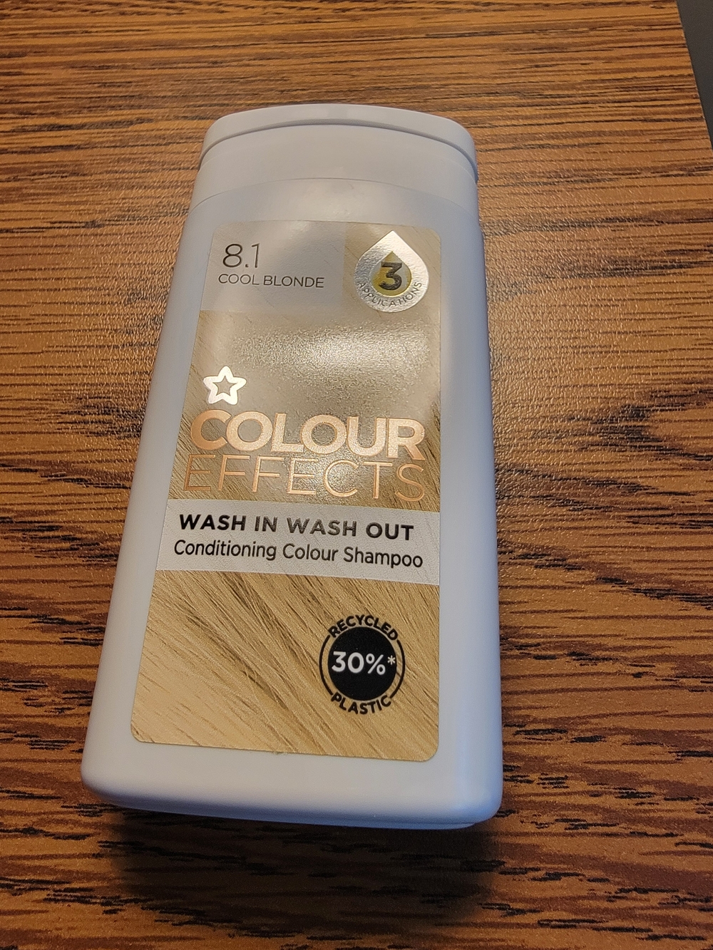 8.1 Cool Blonde Conditioning Colour Shampoo - Wash In Wash Out
